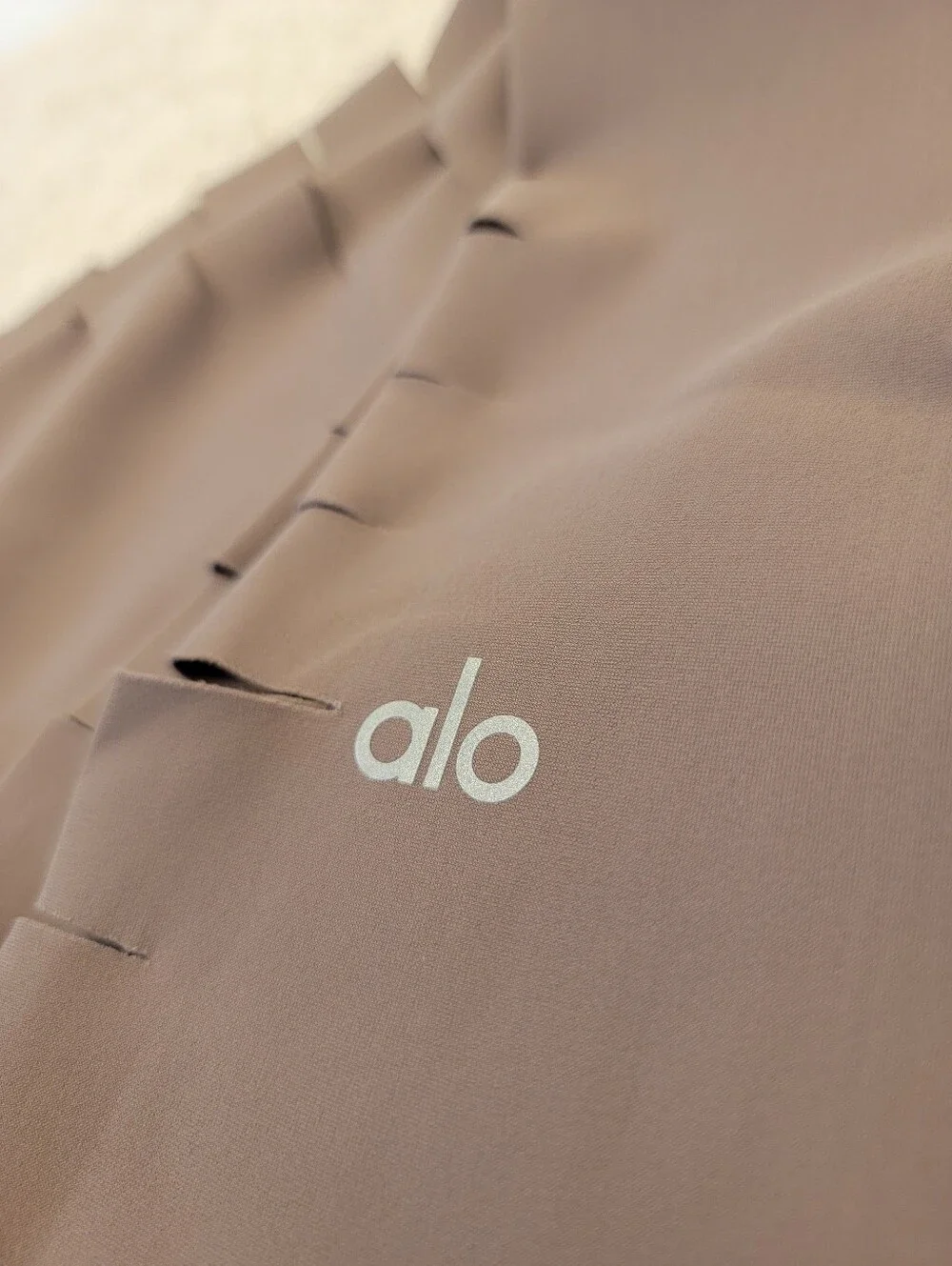 Alo Yoga Side Slice Cutout Leggings High Waisted Taupe Mauve Brown Medium M